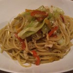 Trattoria Romano - ヤリイカとパプリカとキャベツのジェノバスパゲッティ