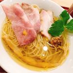 麦と麺助 - イリコそば  ¥850-