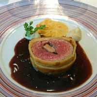 シェ・イノ - 