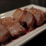 DEN -  厚切ベーコンの自家製燻製