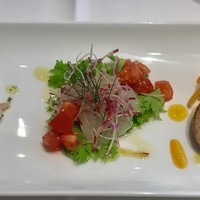 カンブーザ - Pranzo B ¥3240
                前菜の盛り合わせ3種