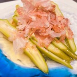 Okinawa Izakaya Paradaisu - 先日入荷した沖縄県産の丸オクラをおひたしにしました✨
      さっぱり柔らかくて旨い！！！ 