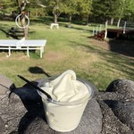 ビトウィーン ザ ブレッド - 