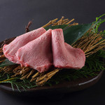 焼肉の牛太 本陣 - 特選厚切り塩タン