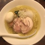 NAKAGAWA わず - 淡麺煮卵950円