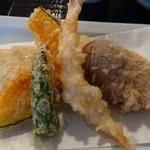 Hakata Tempura Semmon Tenohirugohan - 