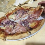 EL GAUCHO  - 玉ねぎとプロシュットコット