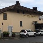 EL GAUCHO  - 外観は農家の納屋を改装した風