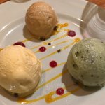 トラットリア クアトロ ラガッツィ - 