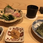 はらまさ - ヒラメとキンメの刺身
      薬味、焼き海苔、あん肝