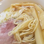 麺屋 菜々兵衛 - 麺のアップです。