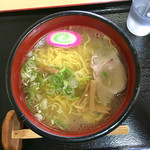 日の出食堂 - 塩ラーメン　500円