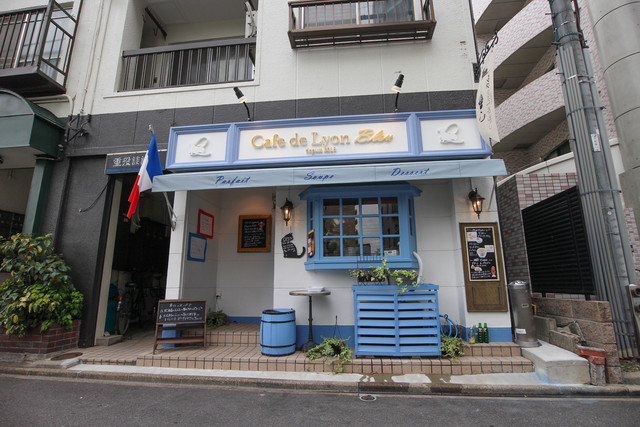 カフェ ド リオン ブルー Cafe De Lyon Blue 丸の内 カフェ 食べログ カフェ ド リオン ブルー Cafe De Lyon Blue 丸の内 カフェ 食べログ