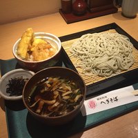 新潟名物 布のり蕎麦とおいしい酒菜 きなせや. 赤坂割烹店 - 