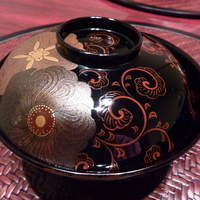 おもてなし茶屋　咲扇 - とってもステキな塗りの器