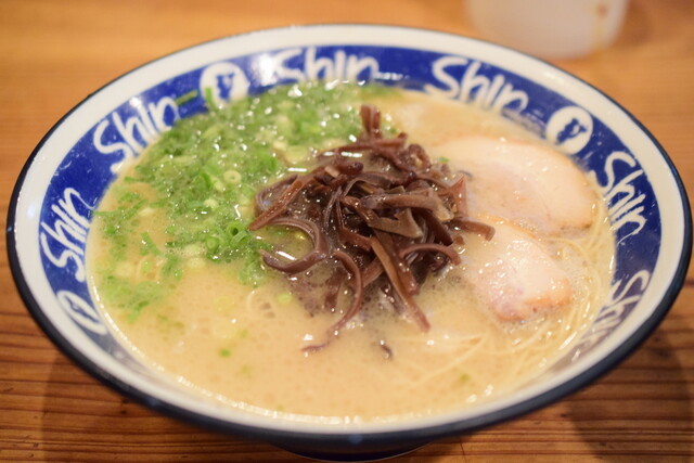 博多らーめん ShinShin天神本店>