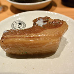 大衆酒場ナツメロ - 豚角煮でか！