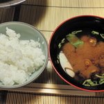 仙郷樓 奥の樹々 - 