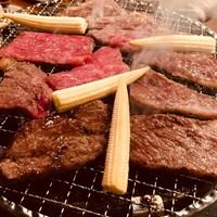 焼肉 にくなべ屋 神戸びいどろ 北野坂店 - 