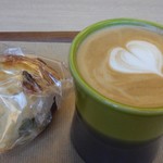 コーヒーアンドブックス - オリーブ、　インドラテ