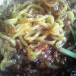 盧山 - ジャージャー麺マゼマゼ