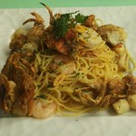 スタジョーネ - ソフトシェルクラブの塩味パルミジャーノ風味