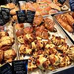 Pane Ho Maretta - 中央テーブル２