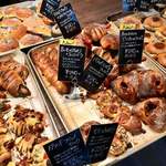 Pane Ho Maretta - 中央テーブル３