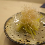 日本橋蛎殻町 すぎた - アサツキの新芽