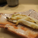 日本橋蛎殻町 すぎた - 白魚の酒盗焼き