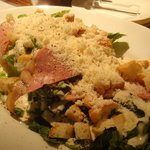 遠藤利三郎商店 - 焼いたシーザーサラダ(Ｓサイズ)(６５０円)。