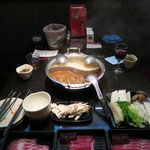 馬辣頂級麻辣鴛鴦火鍋 - 