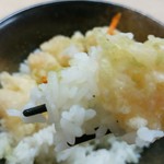 ほの香 - 抹茶塩で食べる小海老の天ぷらの天丼好きなんですよね。
