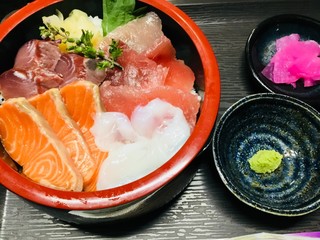 稚内漁港 - 海鮮丼