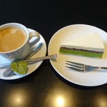 톰소야 - ケーキセット 600円 コーヒー＋抹茶のチーズケーキ