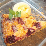 アメリカンチェリーのタルト。