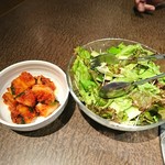 韓々 - 韓々サラダとカクテキ