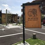 マコズ ベイクショップ - 看板のアップ(実際は小さいです)