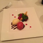 新横浜プリンスホテル - パティシエのセンスが飾り付けに表れる