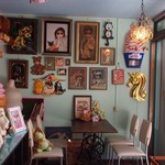 トドルパフ - 入り口。靴を脱いであがります。