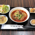 Dairyuujou Hinabe Shiki Chuuka - 定食　重慶小麺