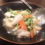 エビと彩り野菜のサッパリ塩味炒め(小) 750円 