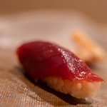 うを徳 - 鮪（しび）、十六貫（≒60kg）