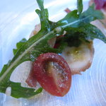 ビオディナミコ - 前菜　ルッコラとタコ、プチトマトのサラダ