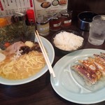 横浜ラーメン増田家 - 