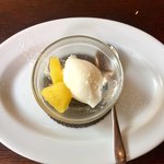 ラ クチーナ ヴェンティトレ - ヨーグルトのジェラート