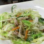 林屋食堂 - 肉入り野菜炒め￥ 380