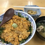 花房 - ウニ丼大盛り