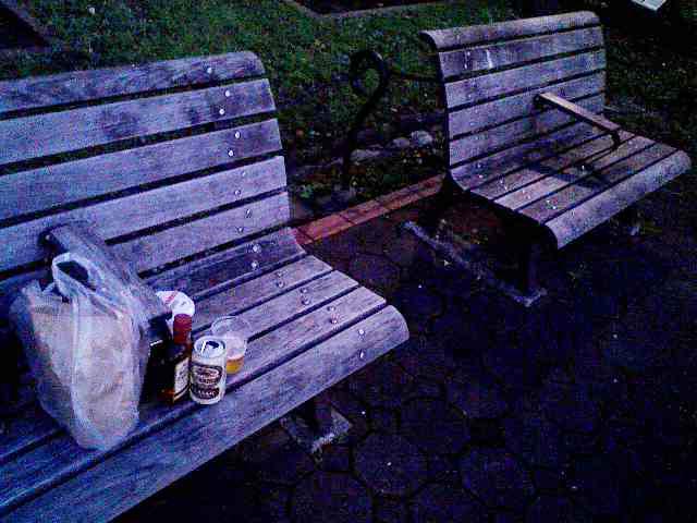 クラシックバーガー を夜の日比谷公園でかじる By 元祖男爵 閉店 フレッシュネスバーガー 日比谷店 Freshness Burger 日比谷 ハンバーガー 食べログ