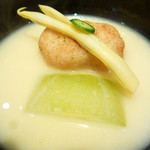 祇園 にし - 海老の入ったしんじょの揚げ物と冬瓜